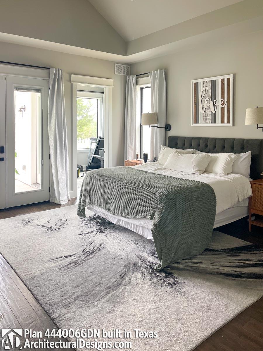 Client Photo id:  409056