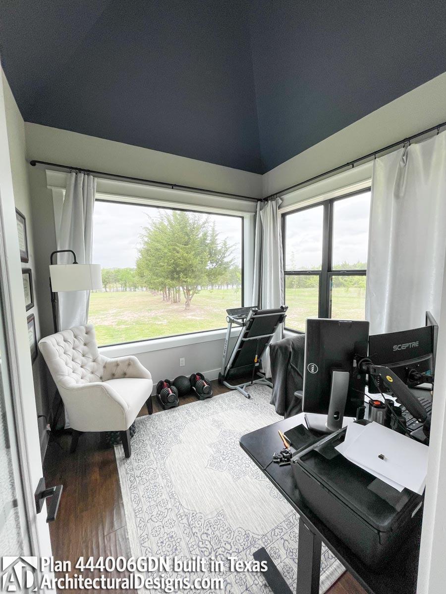 Client Photo id:  409055