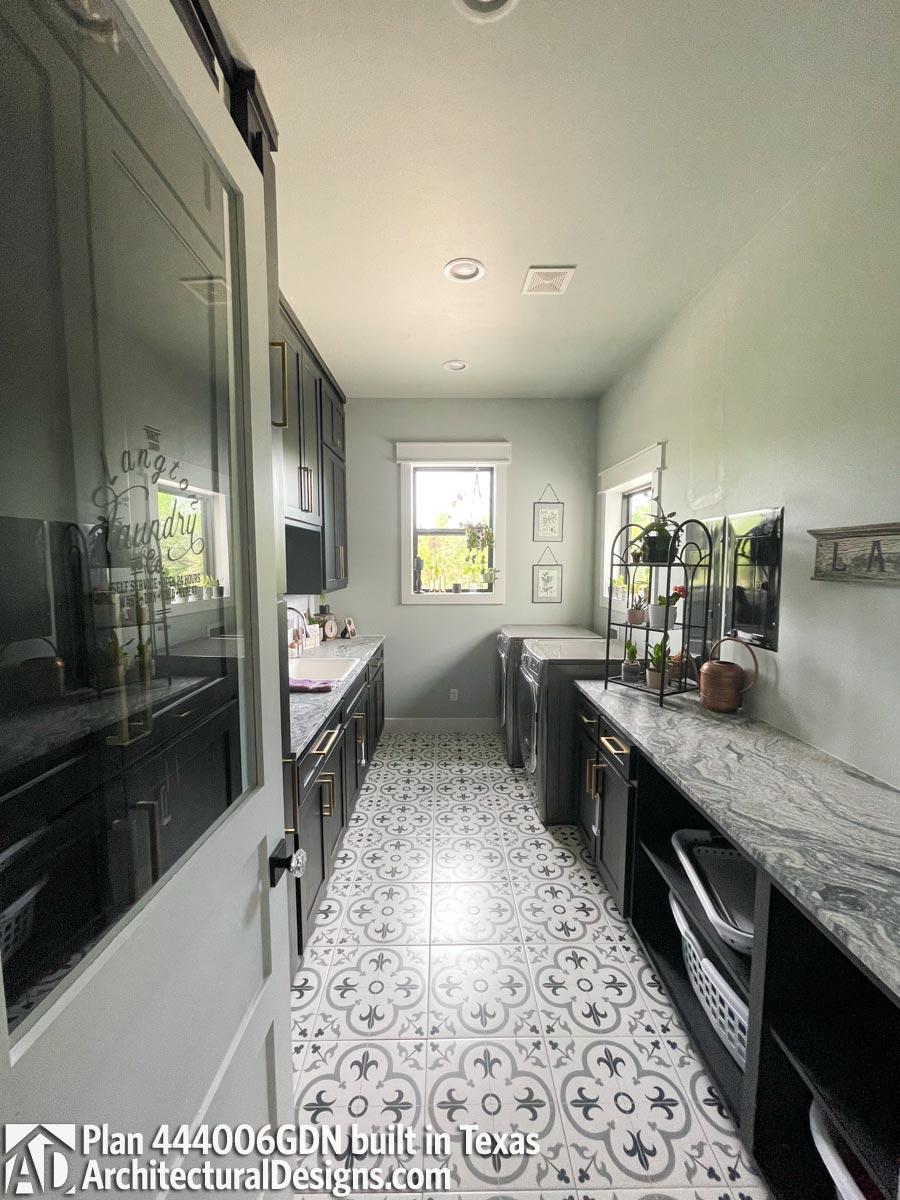 Client Photo id:  409049