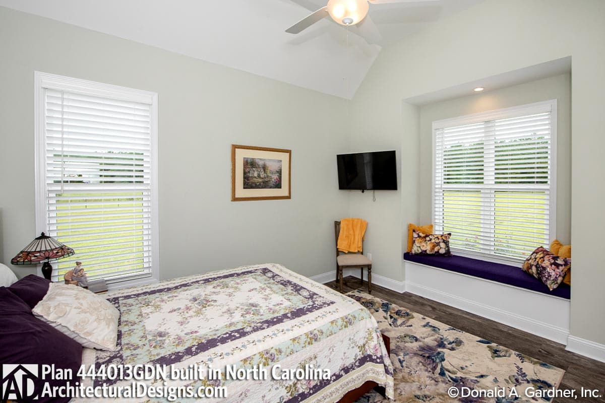 Client Photo id:  443372