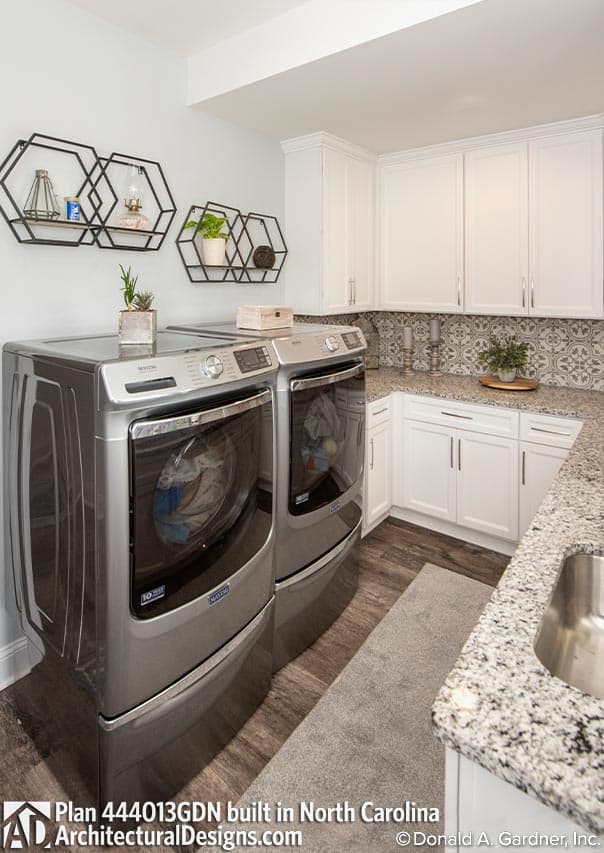 Client Photo id:  443369