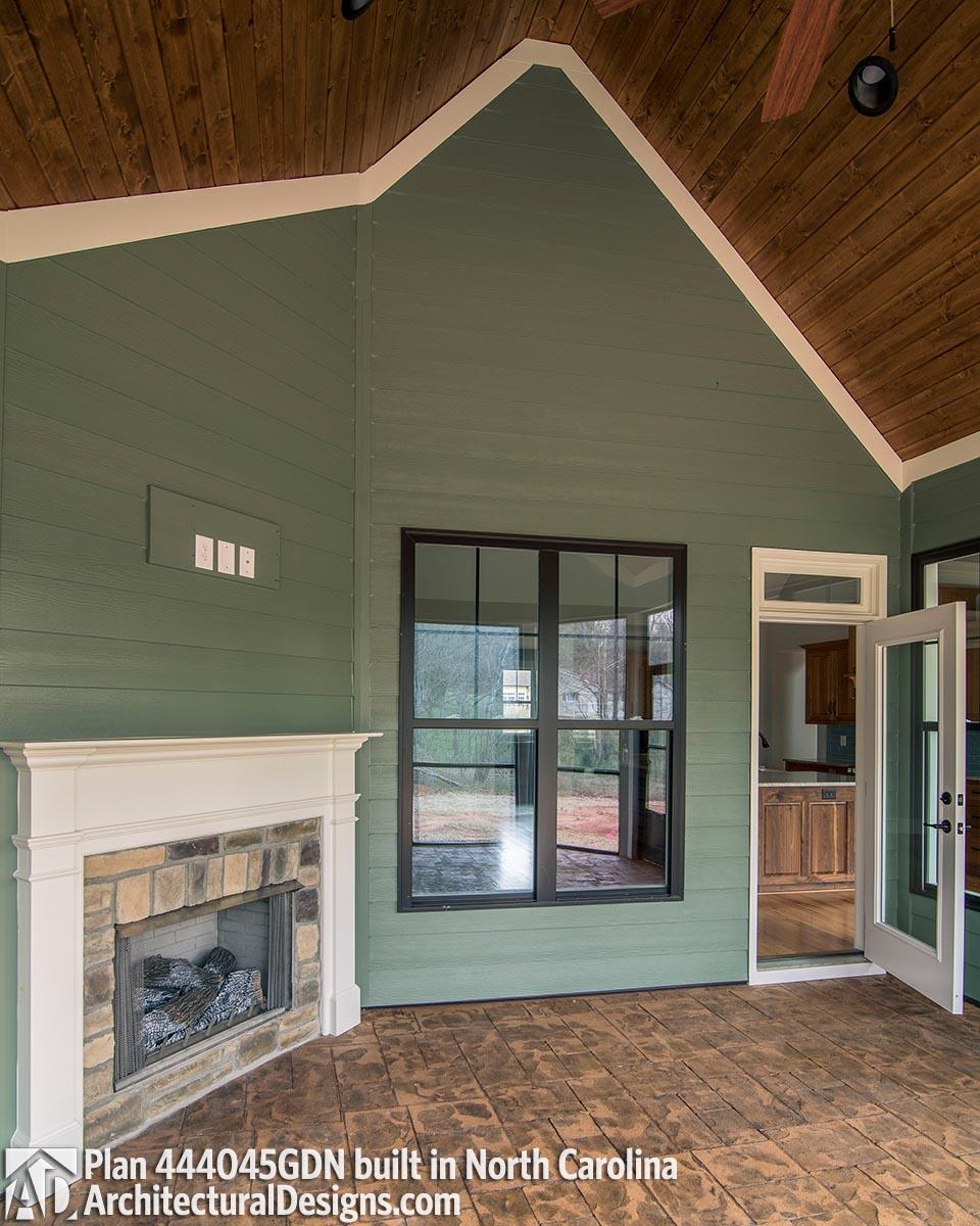 Client Photo id:  451407