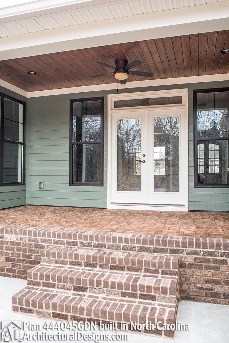 Client Photo id:  451406