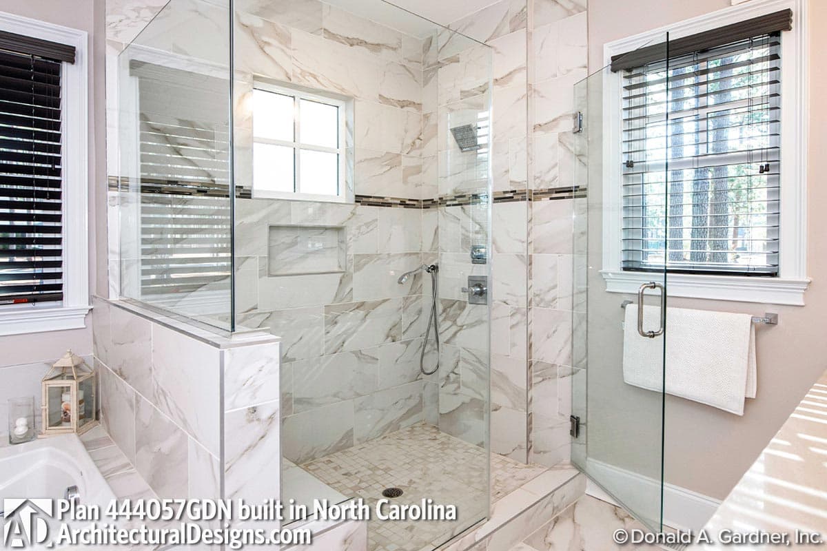 Client Photo id:  409845