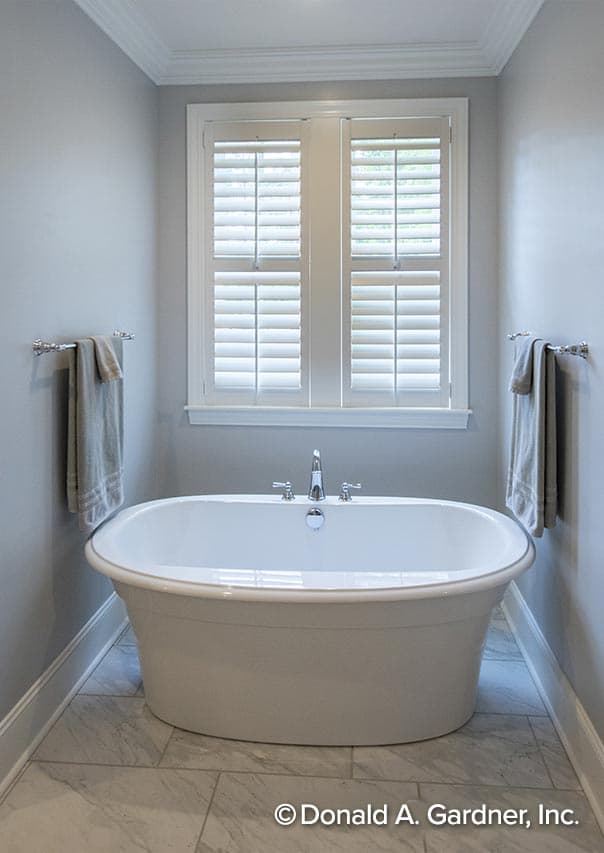 Plan 444057GDN: Open-Concept Craftsman House Plan with Screened Porch and Bonus Room - 2494 Sq Ft - Image #10 - Country, Craftsman, Mountain, New American, Rustic, Traditional