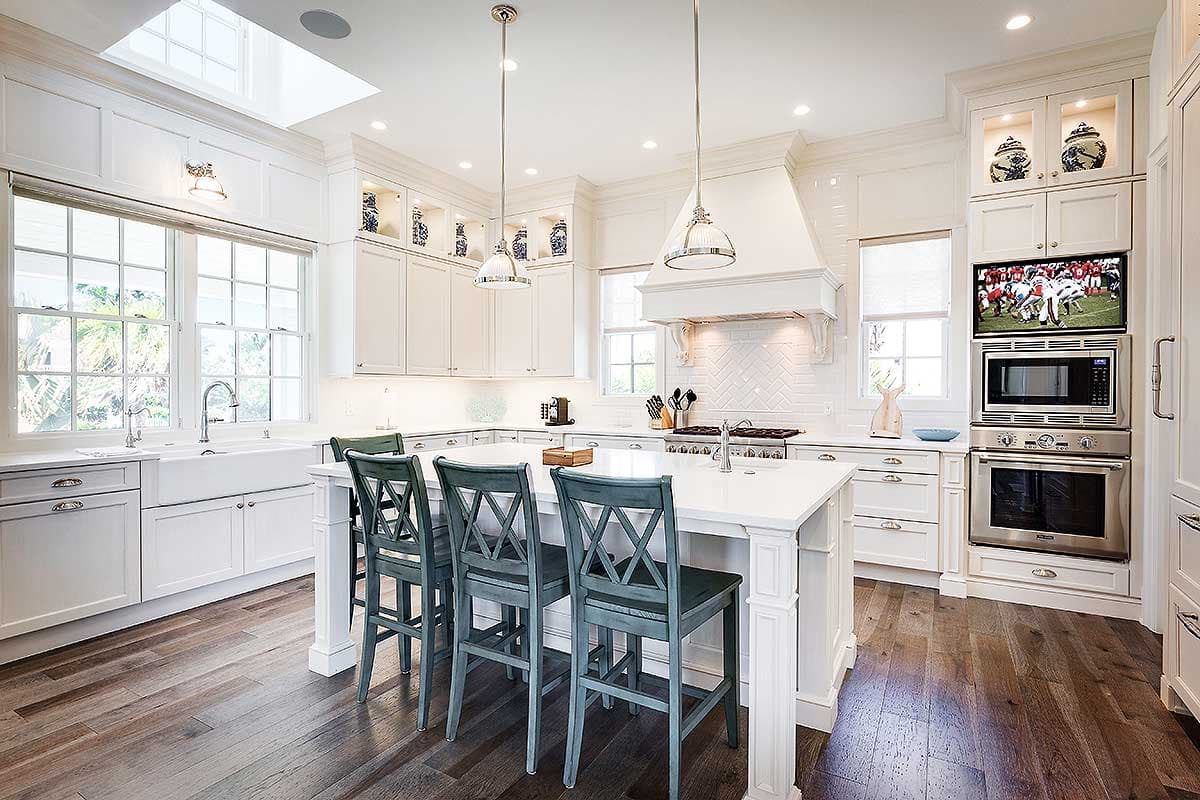 Plan 33161ZR: Coastal House Plan Under 2600 Square Feet with Great Outdoor Living - Image #8 - Coastal, Contemporary, Farmhouse, Florida-Style, New American, Southern