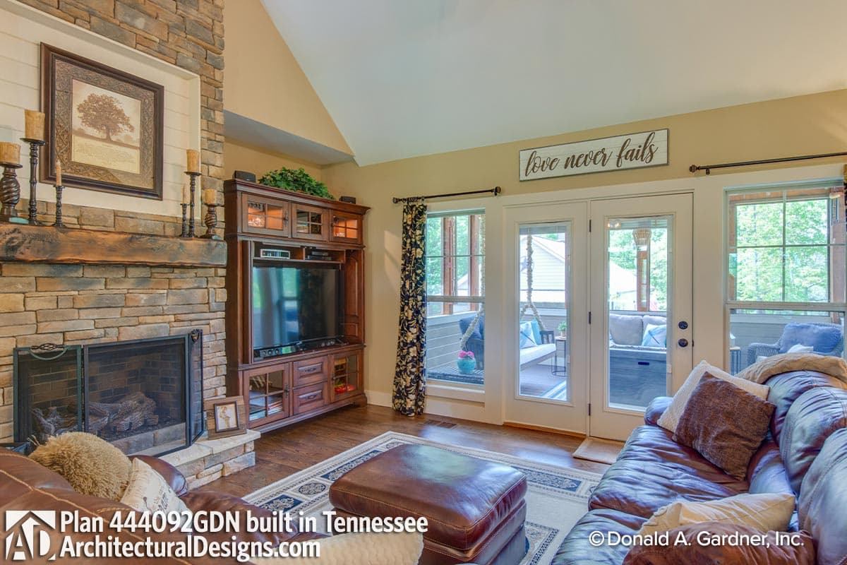 Client Photo id:  442368