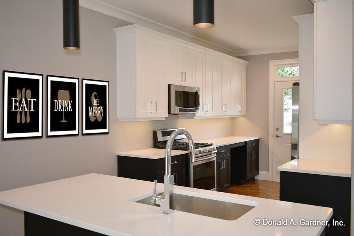 Plan 444099GDN: 34' Wide House Plan with Flex Room and a Vaulted Great Room - Image #7 - Country, Southern, Traditional