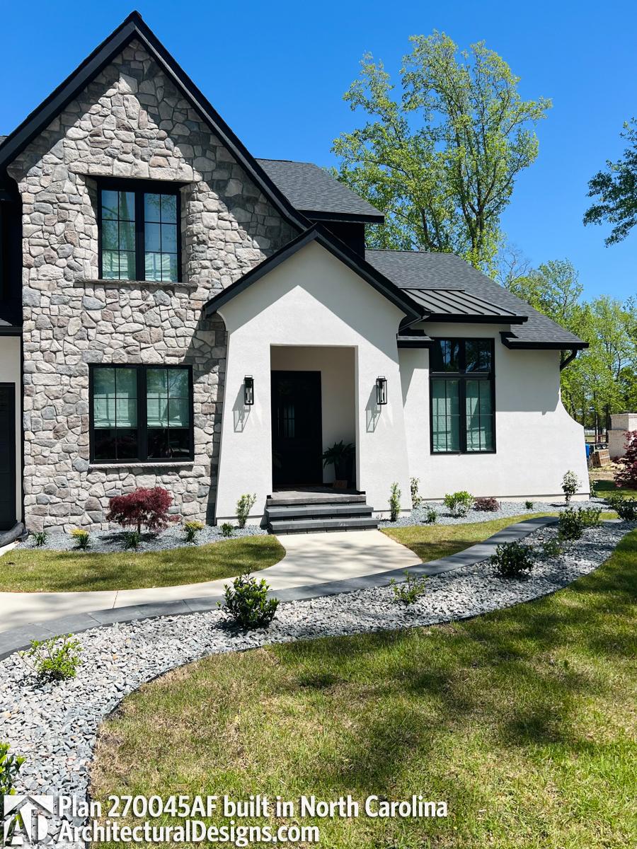 Client Photo id:  555715