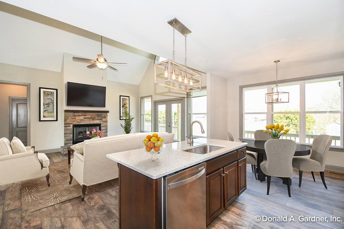 Plan 444204GDN: Traditional 3-Bed Ranch with Bonus Room - 1724 Sq Ft - Image #5 - Ranch, Traditional