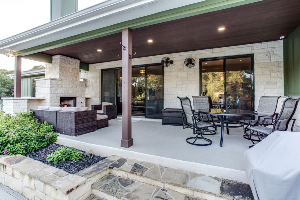 Plan 333004JHB: Hill Country Craftsman Plan with Drive-through Tandem Garage - 2497 Sq Ft - Image #7 - Craftsman, Hill Country, New American, Ranch