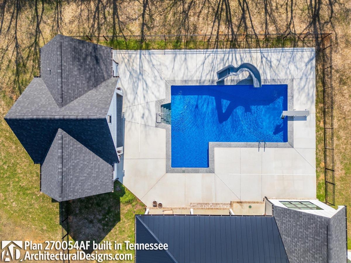 Client Photo id:  497001