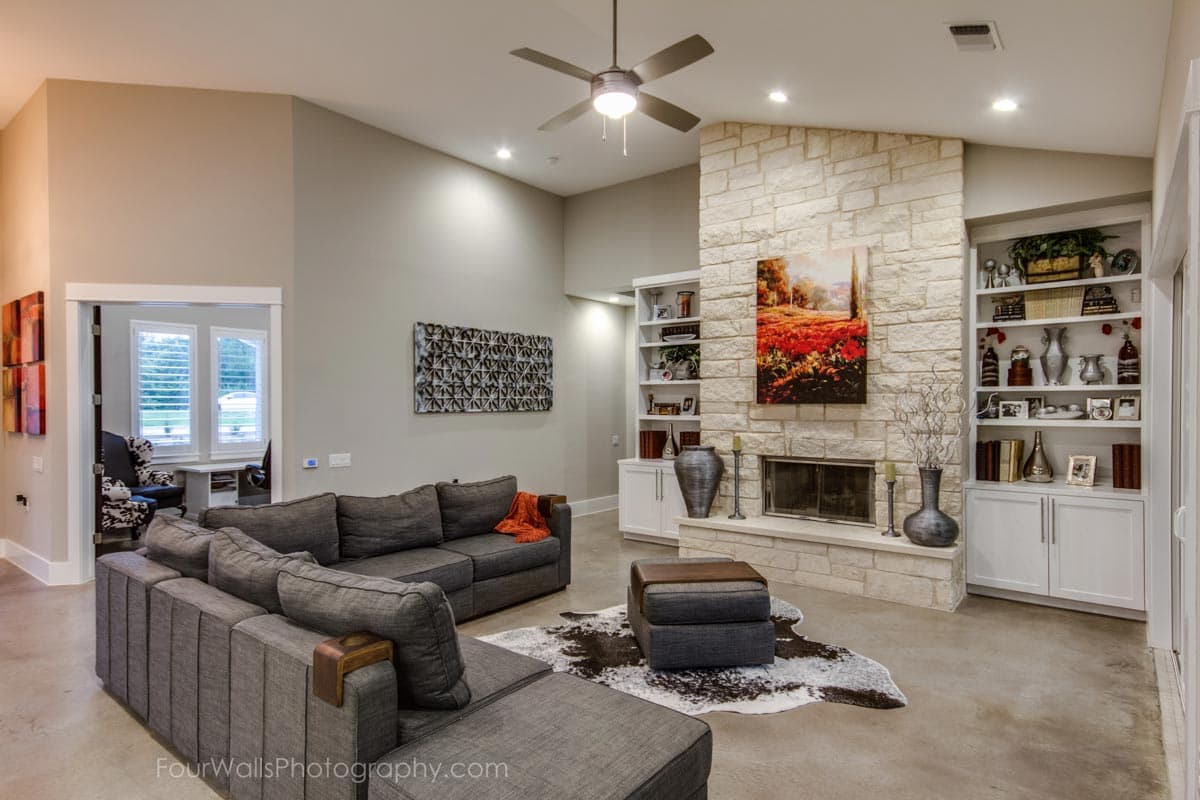Plan 333008JHB: Modern Luxury Ranch House Plan with 5 Bedrooms and 4 Bathrooms - Image #7 - Mid Century Modern, Modern, Prairie, Ranch
