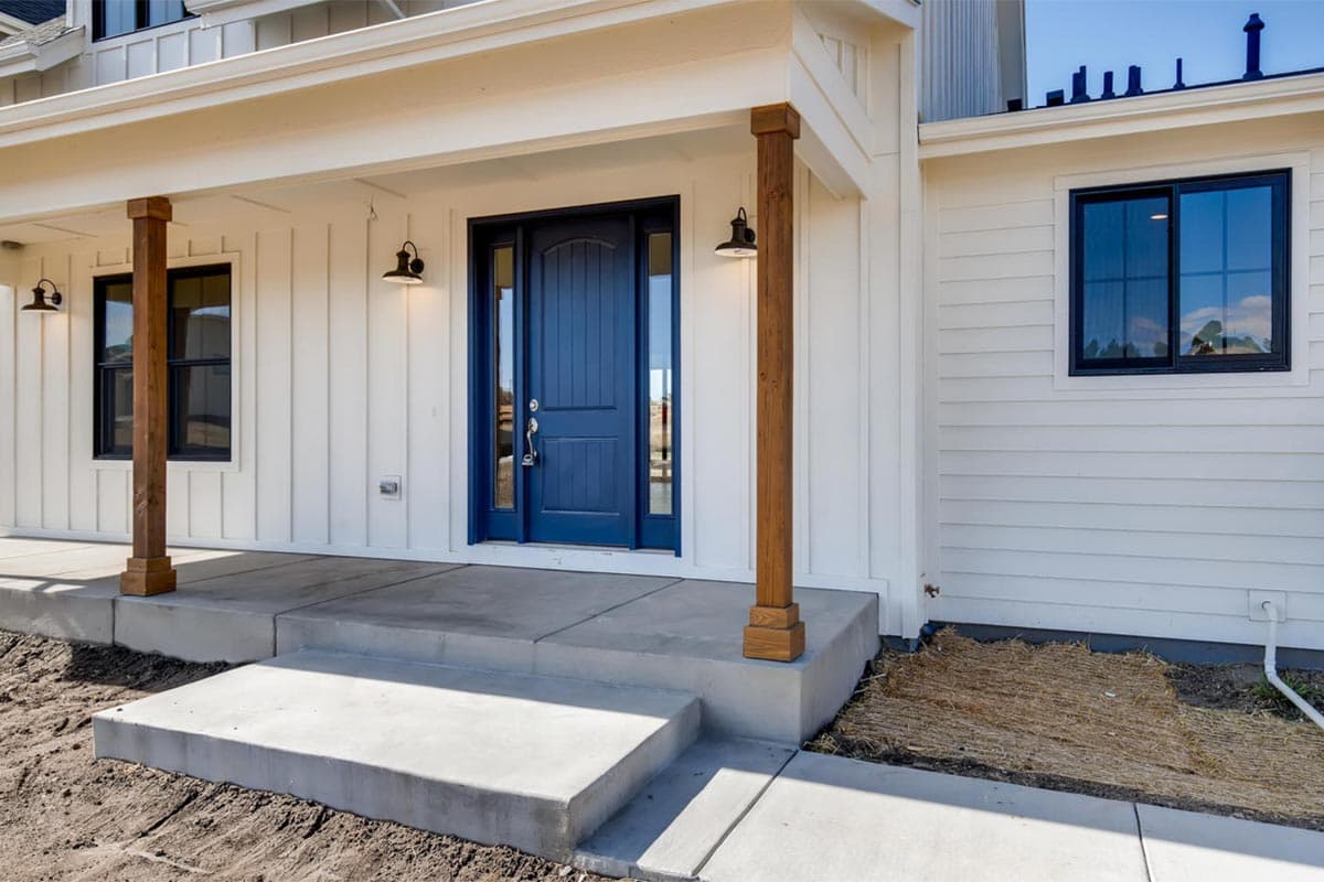 Plan 365017PED: 5-Bed Modern Farmhouse Plan with Vaulted Living Spaces - Image #5 - Farmhouse, Modern Farmhouse, New American