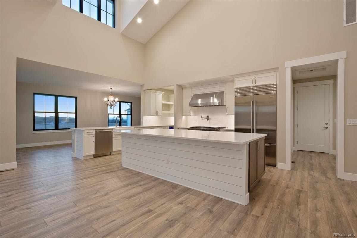 Plan 365017PED: 5-Bed Modern Farmhouse Plan with Vaulted Living Spaces - Image #14 - Farmhouse, Modern Farmhouse, New American