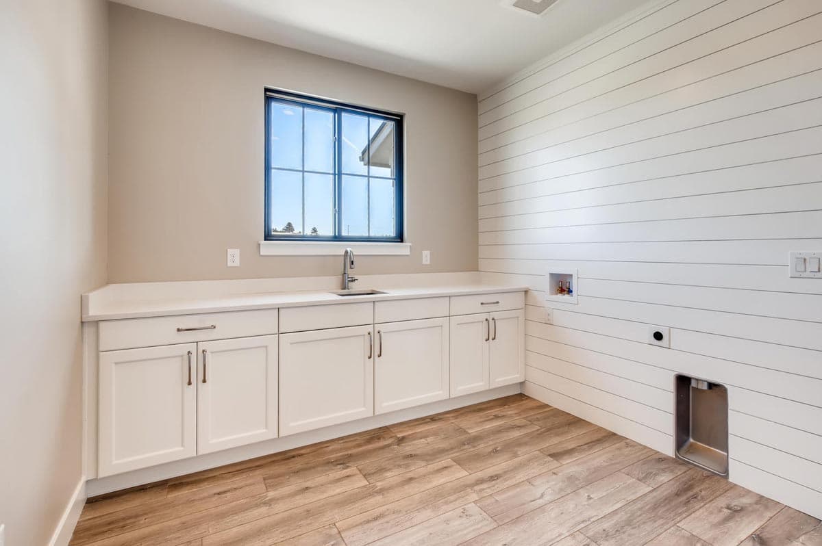 Plan 365017PED: 5-Bed Modern Farmhouse Plan with Vaulted Living Spaces - Image #36 - Farmhouse, Modern Farmhouse, New American