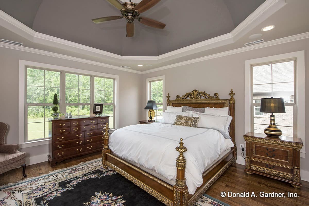 Plan 444291GDN: Traditional Ranch Home with Study and Bonus Room - Image #7 - Country, Craftsman, French Country, Southern, Traditional