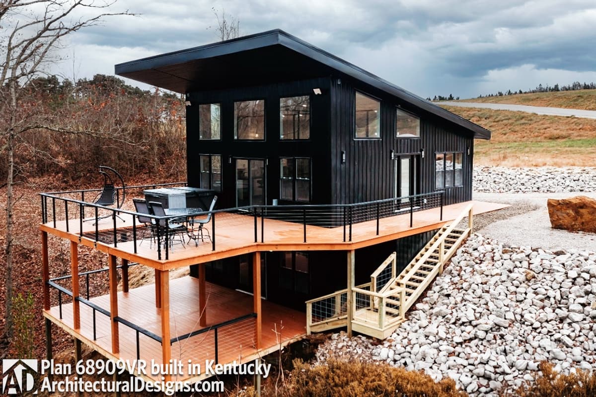 build gallery item - Modern House Plan 68909VR Comes to Life in Kentucky
