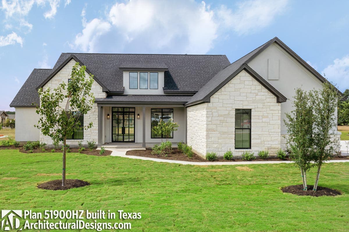 build gallery item - House Plan 51900HZ comes to life in Texas!
