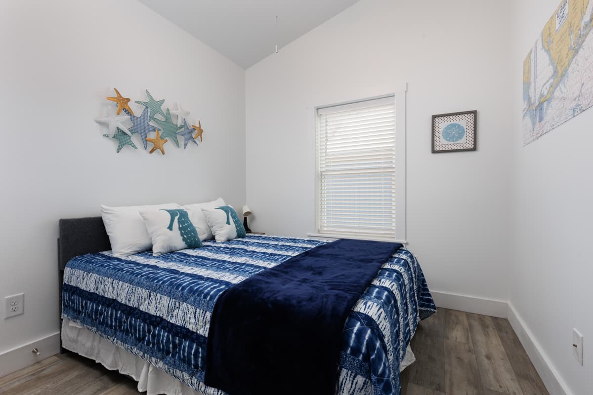 Plan 461020DNN: Beach House Plan with Loft Bunk Room Overlook - 842 Sq Ft - Image #9 - Beach, Coastal, Low Country, Vacation