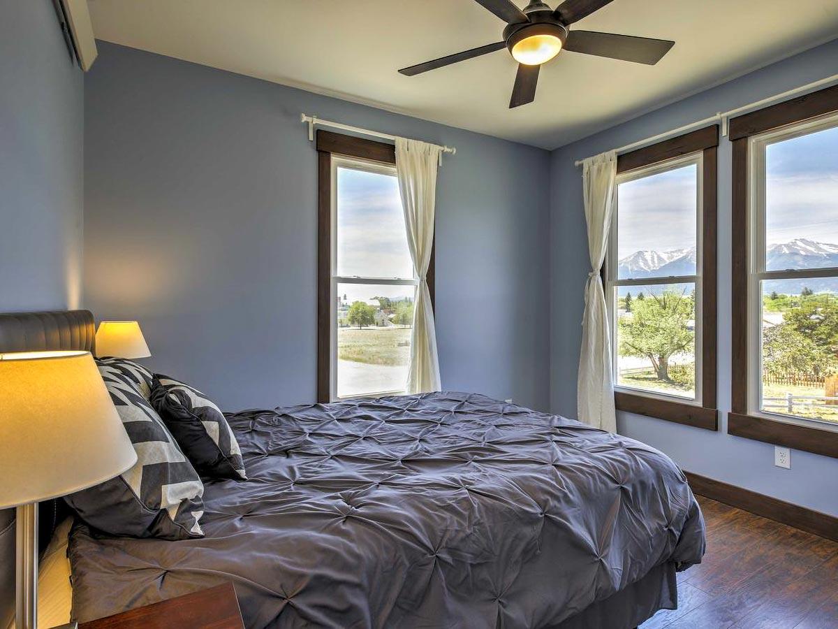 Plan 68964VR: 2-Bed Garage Apartment Above a 2-Car Garage with Traditional Exterior  - Image #6 - European, Traditional
