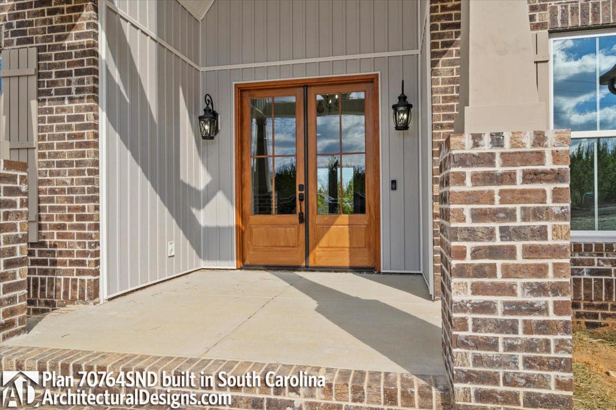 Client Photo id:  497073