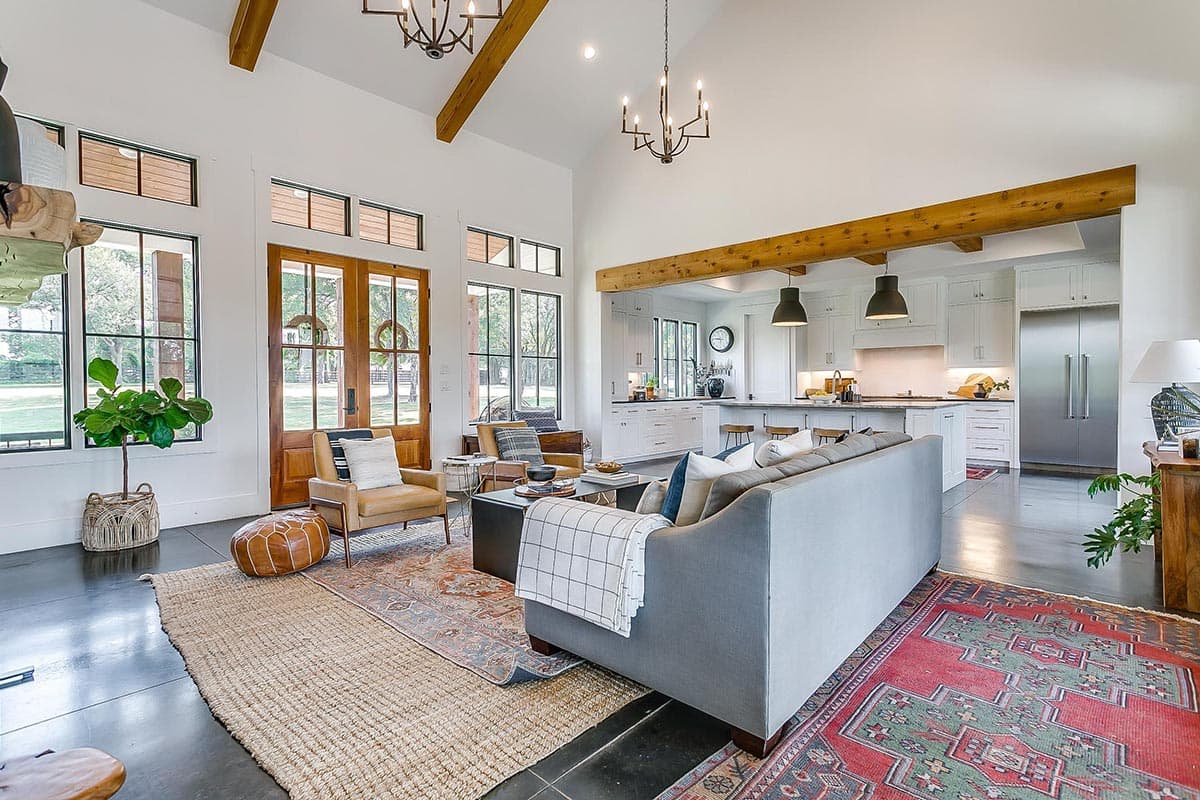 Plan 915050CHP: 3-Bed Modern Farmhouse with Upstairs Game Room - 3156 Sq Ft - Image #4 - Country, Farmhouse, Modern Farmhouse, New American, Traditional