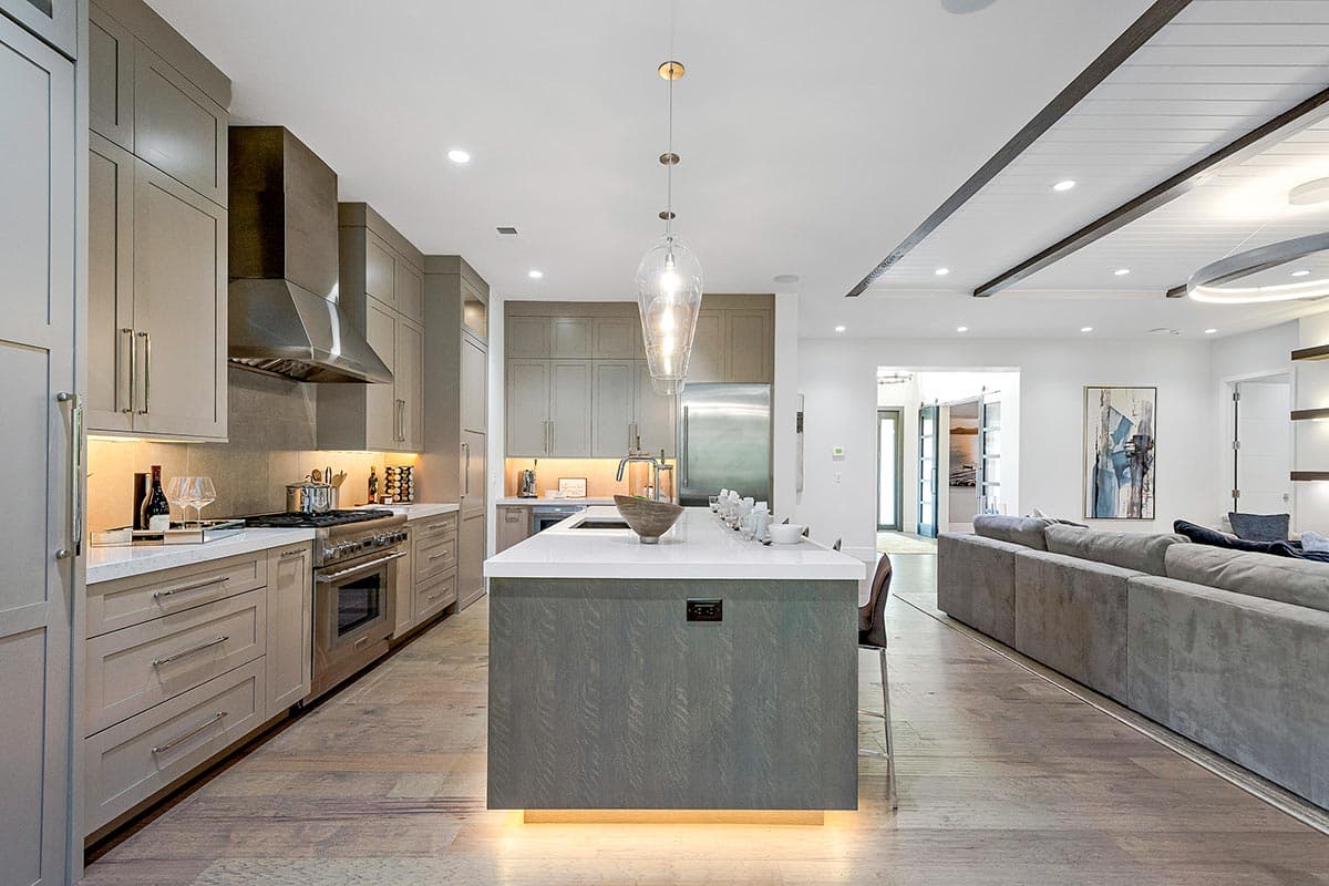 Plan 33245ZR: One-Story Transitional Home Plan with Low-Pitched Hip Roofs - 3114 Sq Ft - Image #12 - Contemporary, European, Mediterranean, New American, Prairie, Ranch, Transitional