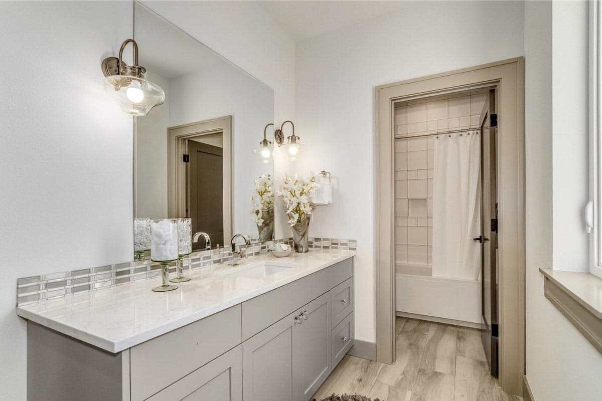 Plan 785016KPH: Luxury Mountain Modern Home Plan with Den / Guest Suite - Image #19 - Contemporary, Mid Century Modern, Modern, Mountain, Northwest