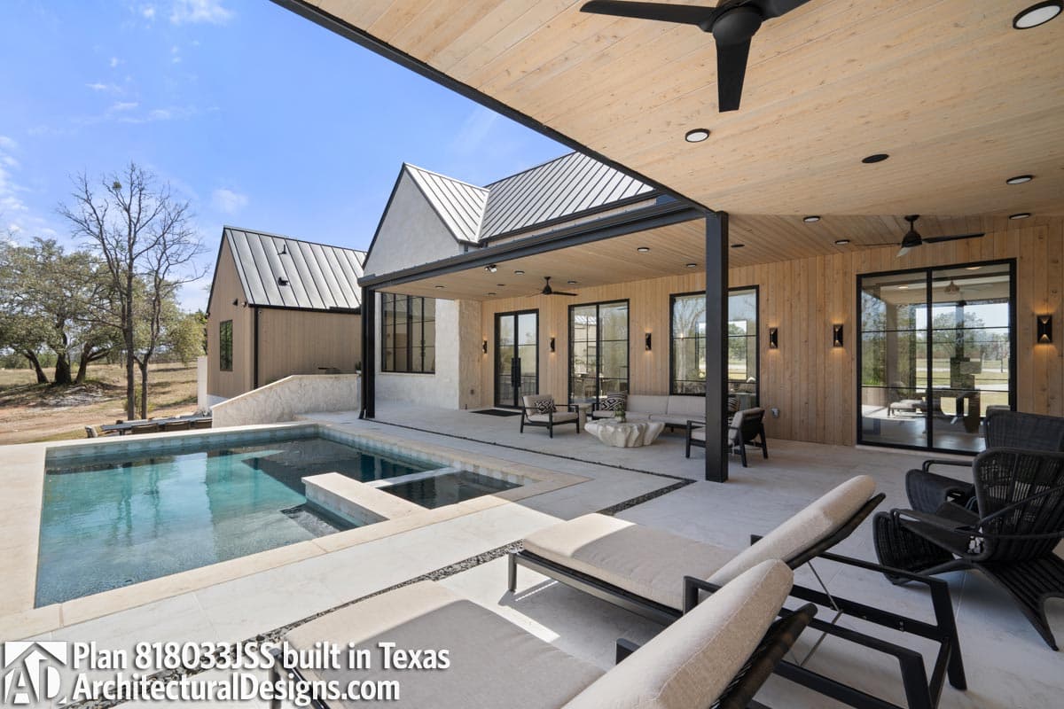 Client Photo id:  539777