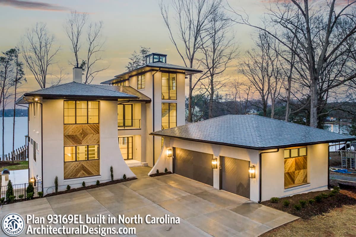 build gallery item - House Plan 93169EL comes to life in North Carolina!