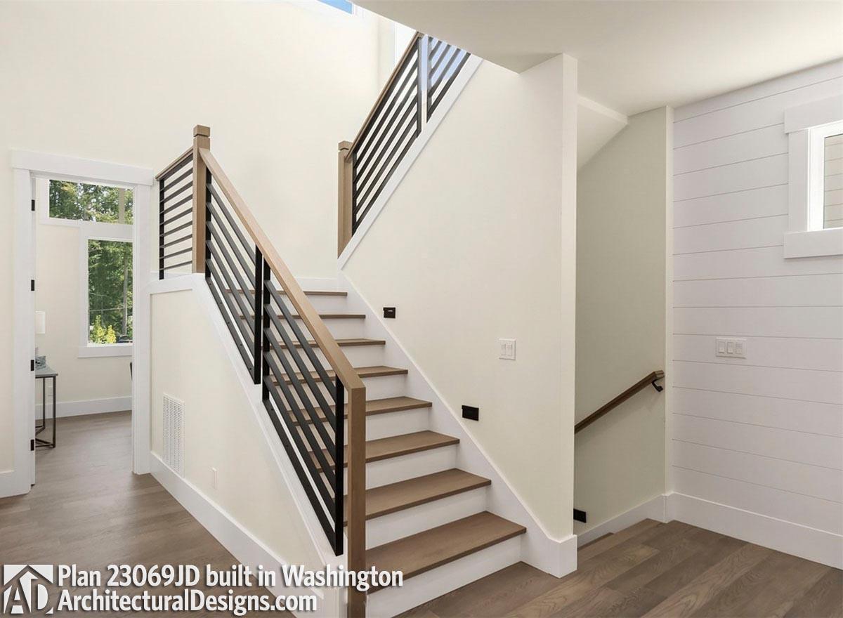 Client Photo id:  451905