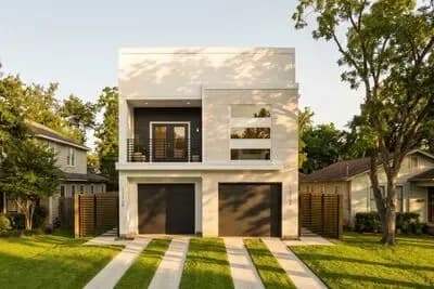 Modern Duplex for Narrow Infill Lots with Asymmetrical 3-Bed Units 