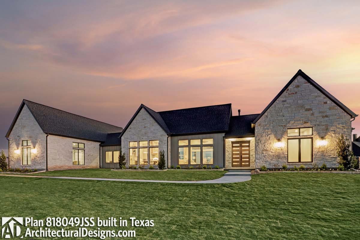 build gallery item - Modern Ranch House Plan 818049JSS Comes to Life in Texas