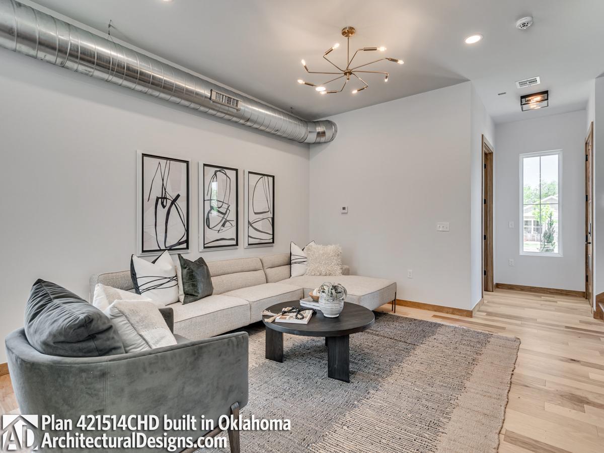 Client Photo id:  520390