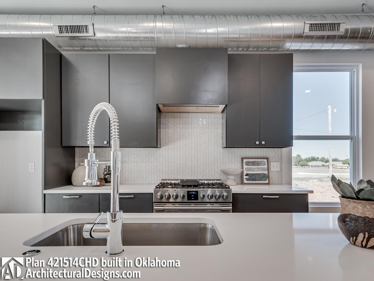 Client Photo id:  520383