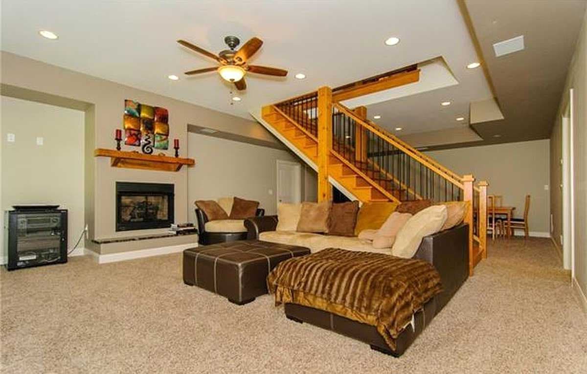 Plan 35108GH: Mountain Home Plan with 3 Bedrooms with Open Concept Layout - 2281 Sq Ft - Image #23 - Mountain, Northwest, Rustic, Vacation