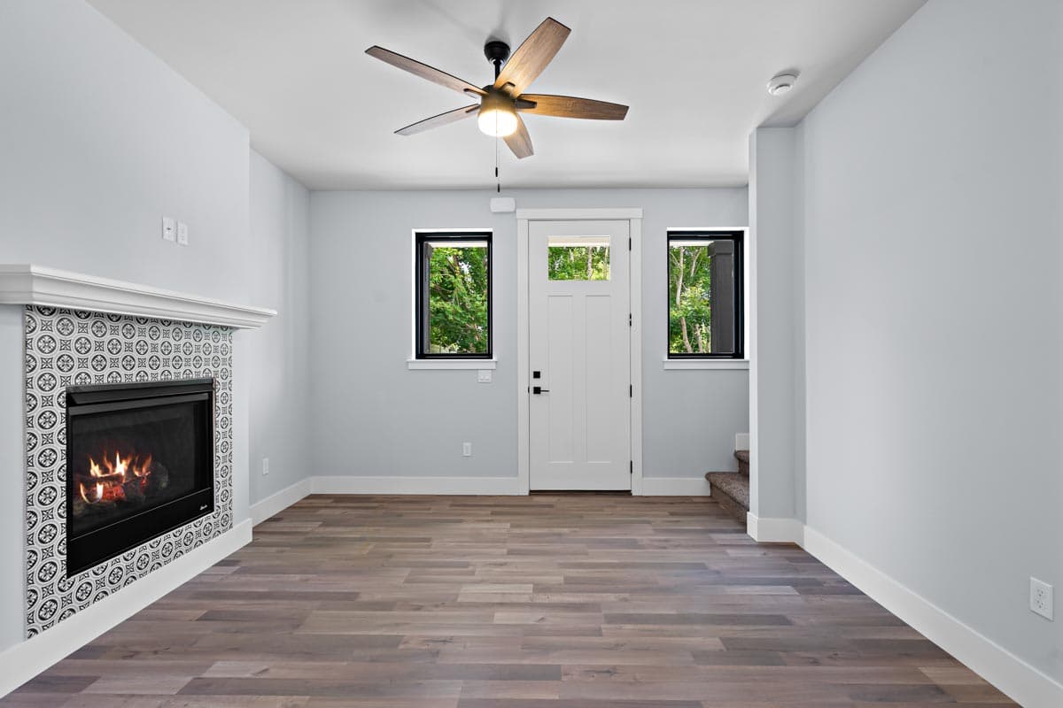 Plan 246000DLR: 2-Bed Craftsman with Single Garage and Open Main Level - 999 Sq Ft - Image #4 - Country, Craftsman, Traditional