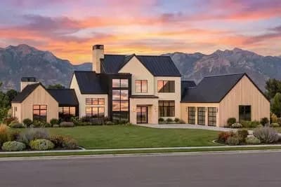 Transitional Modern Farmhouse Plan with 4 Beds 4 Baths and 4,282 SqFt
