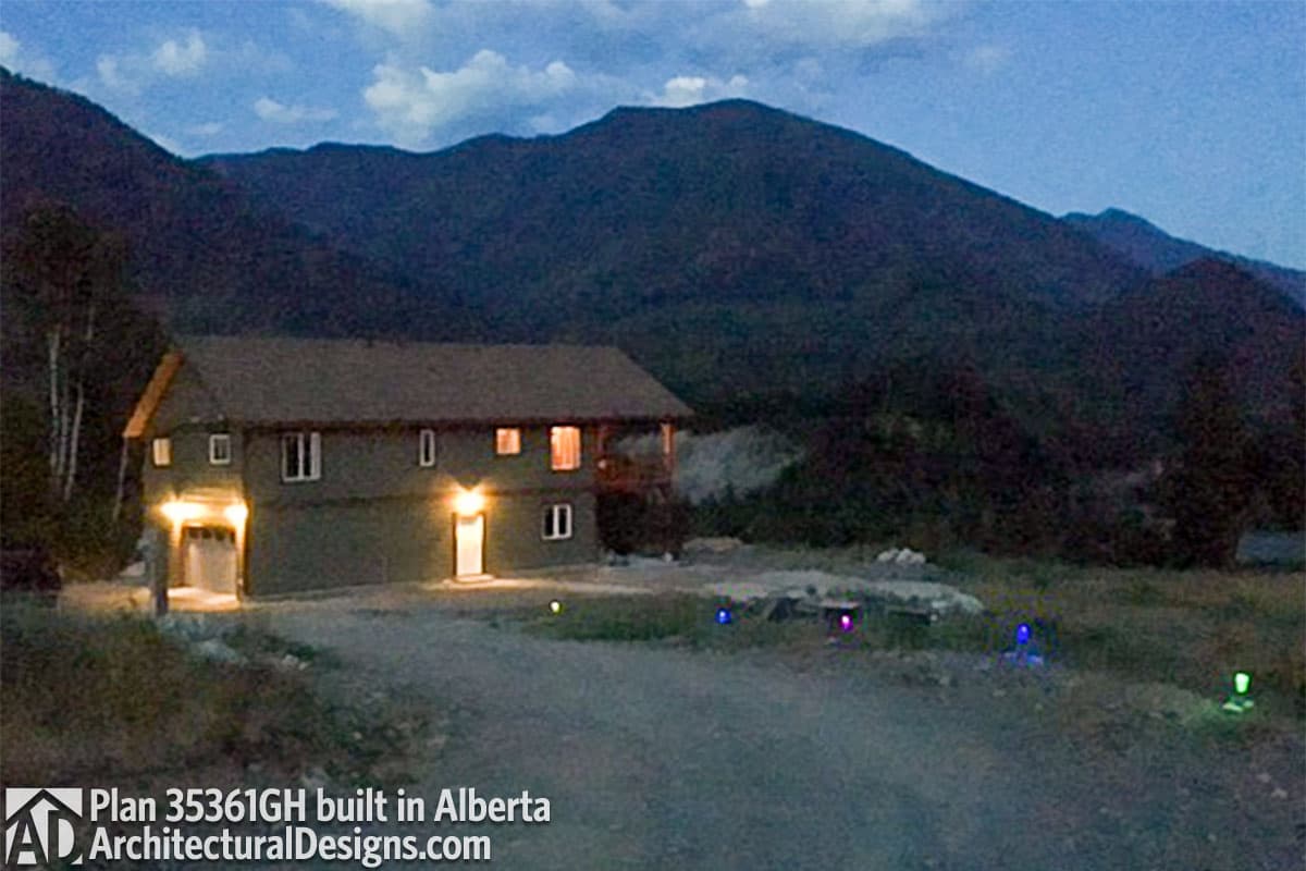 build gallery item - House Plan 35361GH comes to life in Alberta