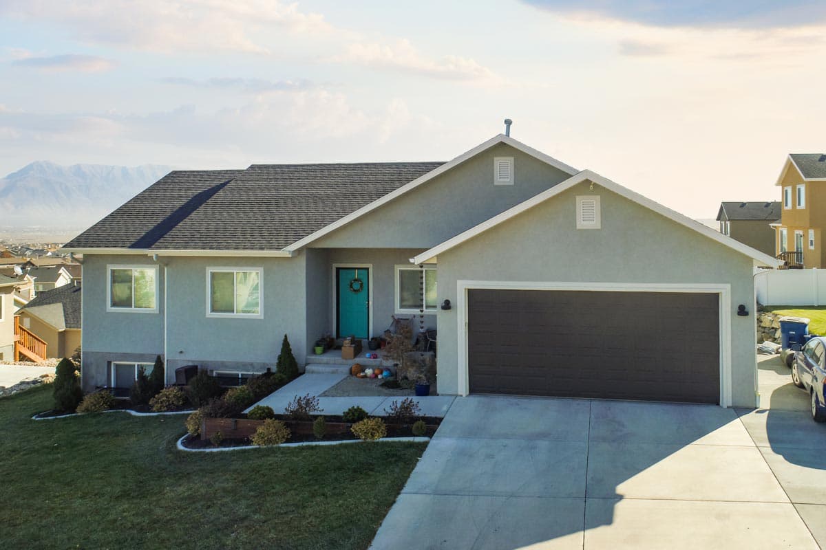 Plan 61448UT: 1660 Square Foot 3 Bed Traditional One-Story House Plan - Image #9 - Ranch, Traditional