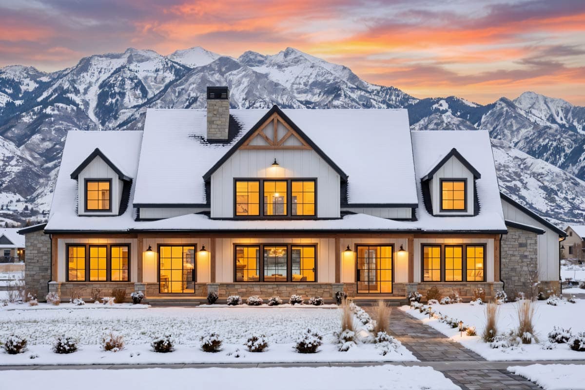 Plan 818103JSS: 4-BedroomModern Farmhouse Plan with Spacious Porches and Game Room - Image #9 - Country, Farmhouse, Modern Farmhouse, New American