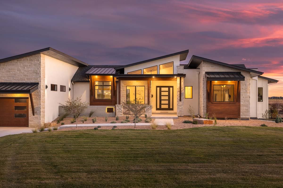 Plan 95238RW: Split Bedroom Modern House Plan with Drive-Through 3-Car Garage - 2730 Sq Ft - Image #4 - Contemporary, Mid Century Modern, Modern, Mountain, Prairie, Ranch, Transitional