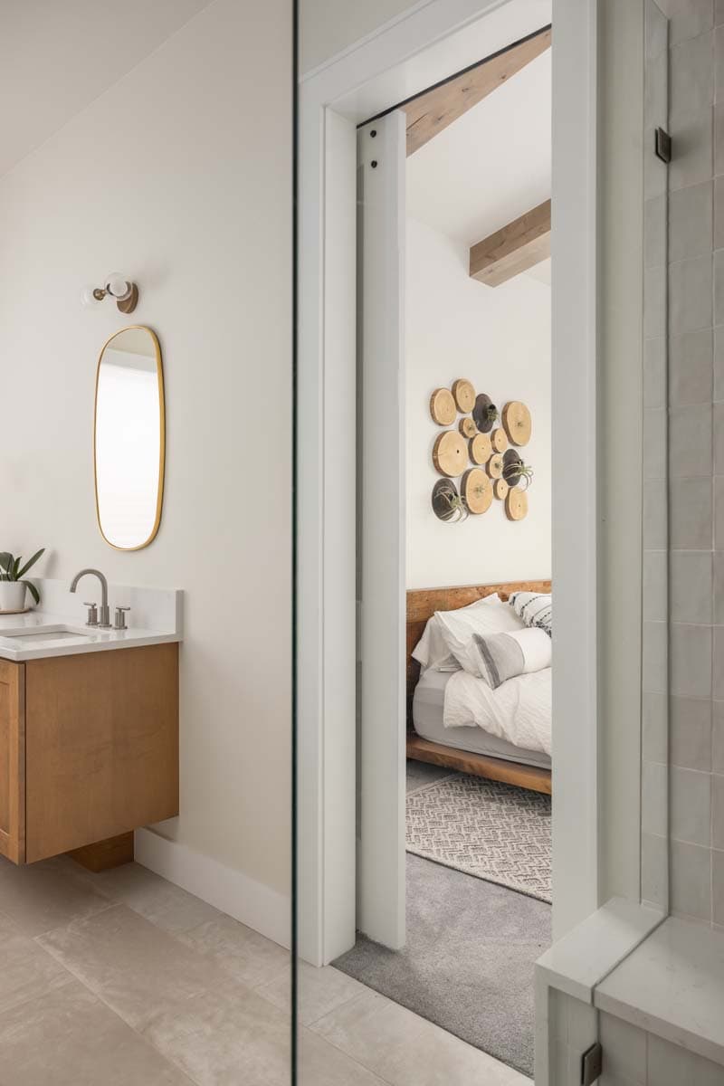 Plan 95238RW: Split Bedroom Modern House Plan with Drive-Through 3-Car Garage - 2730 Sq Ft - Image #19 - Contemporary, Mid Century Modern, Modern, Mountain, Prairie, Ranch, Transitional