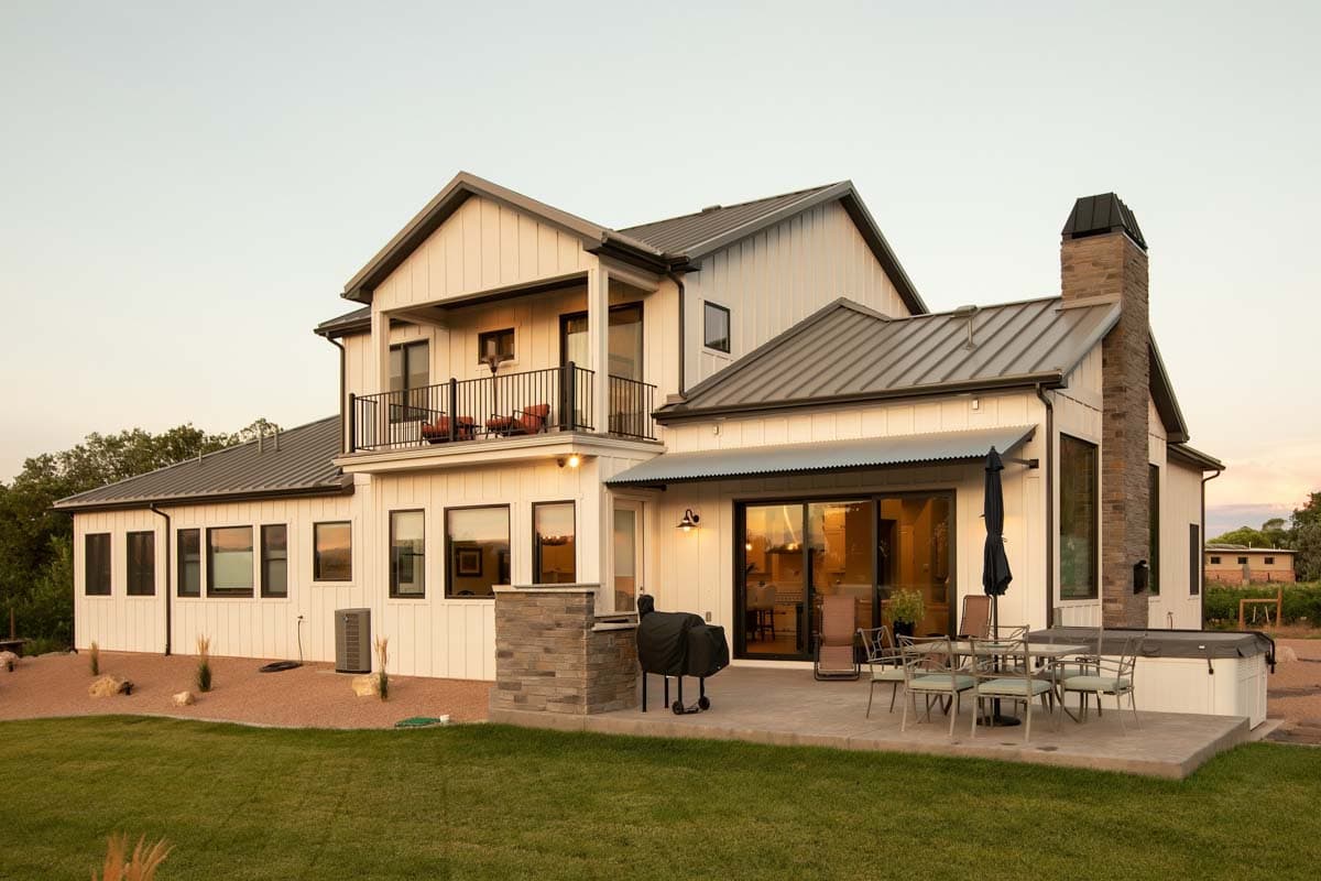 Plan 833005WAT: 4-Bed Modern Farmhouse Plan with U-Shaped Kitchen and Private Master Suite - 3385 Sq. Ft. - Image #25 - Colonial, Country, Modern Farmhouse, New American, Northwest, Traditional