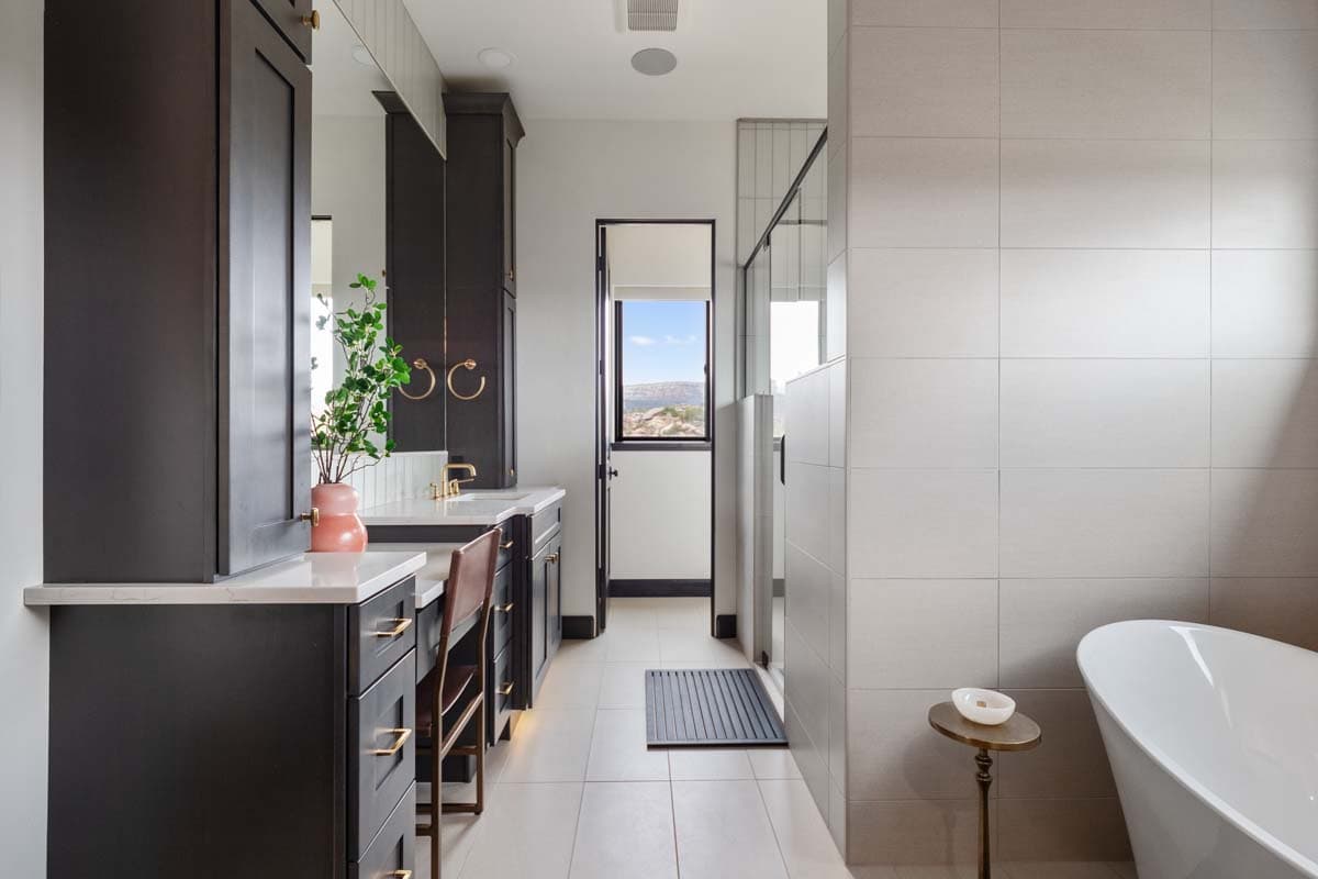 Plan 833006WAT: 3-Bedroom Contemporary Ranch House Plan with Attached Casita - 2931 Square Feet - Image #22 - Contemporary, Mid Century Modern, Modern, Ranch, Southwest