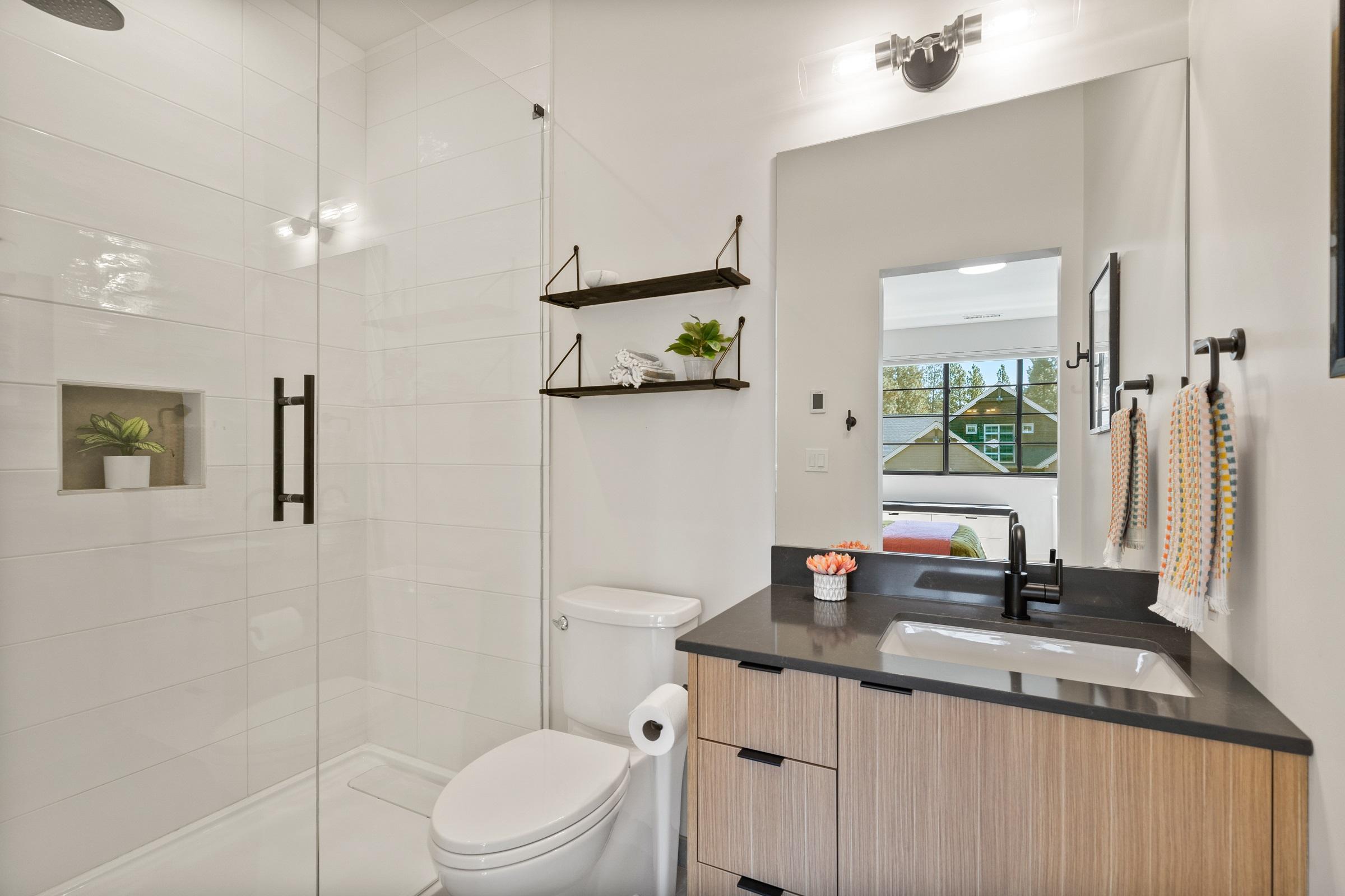 Plan 833011WAT: 4-Bed New American House Plan with Laundry on Both Floors - 3578 Sq Ft - Image #40 - Contemporary, New American