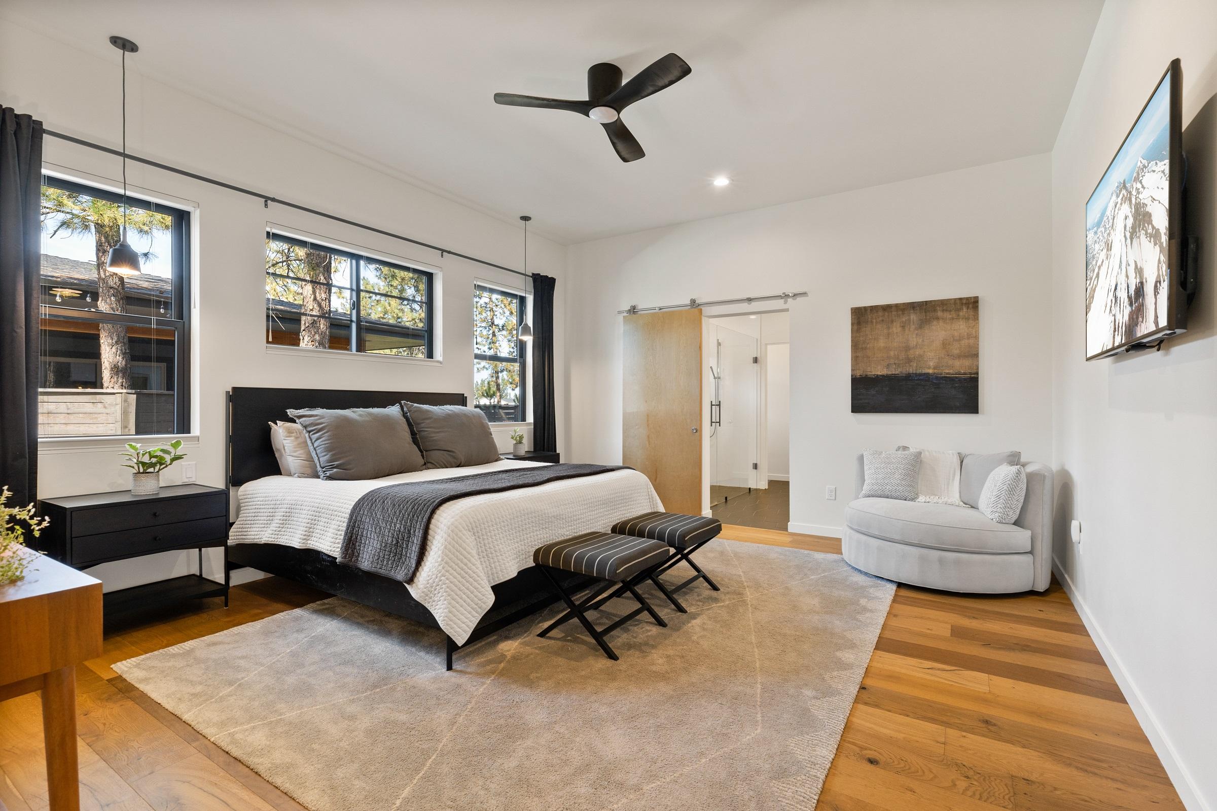 Plan 833011WAT: 4-Bed New American House Plan with Laundry on Both Floors - 3578 Sq Ft - Image #25 - Contemporary, New American