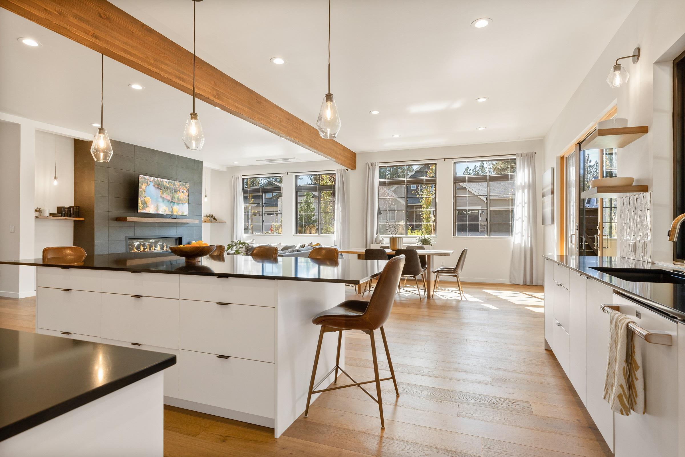 Plan 833011WAT: 4-Bed New American House Plan with Laundry on Both Floors - 3578 Sq Ft - Image #15 - Contemporary, New American