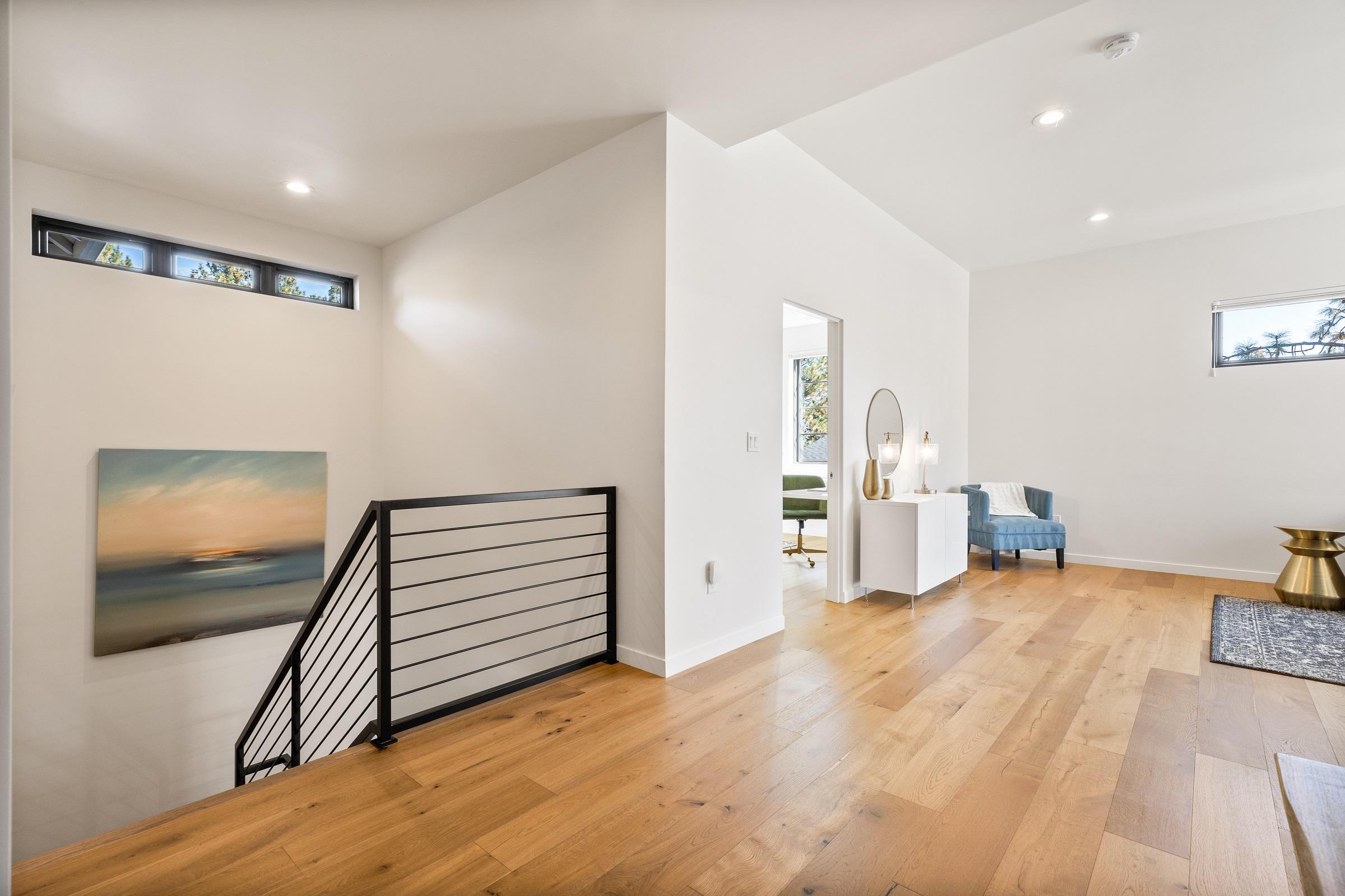 Plan 833011WAT: 4-Bed New American House Plan with Laundry on Both Floors - 3578 Sq Ft - Image #32 - Contemporary, New American